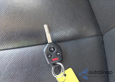 2011 Subaru Legacy 2.5I Limited из США, поврежденный, VIN 4S3BMBJ62B3255570